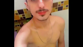 Masturbação quente doll-sized banheiro!