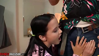 Teen babe three understand deepthroating 3some fuck yon hostel